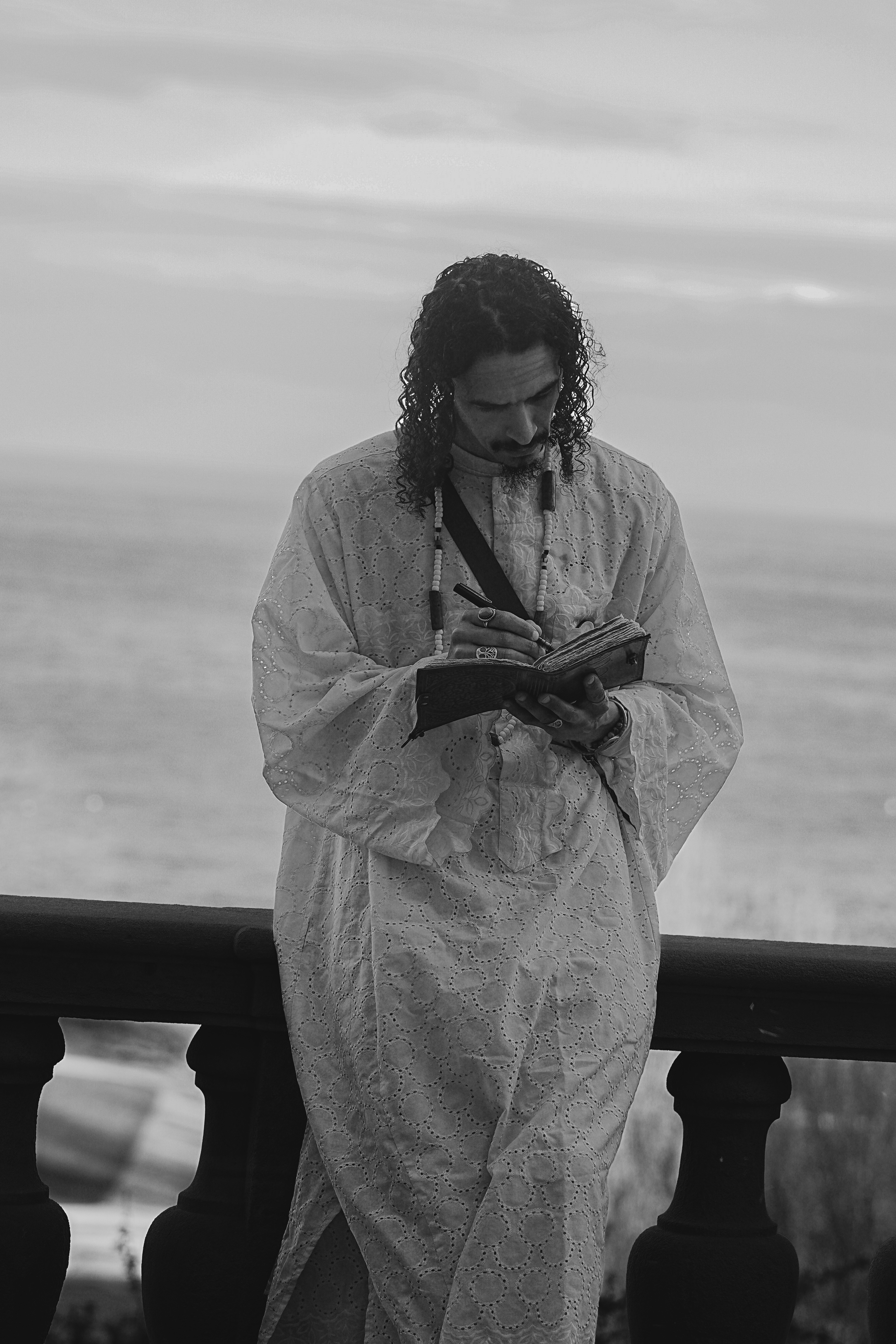 Obi Ifatunji — Spiritual Consultant and Oracle Divination Practitioner